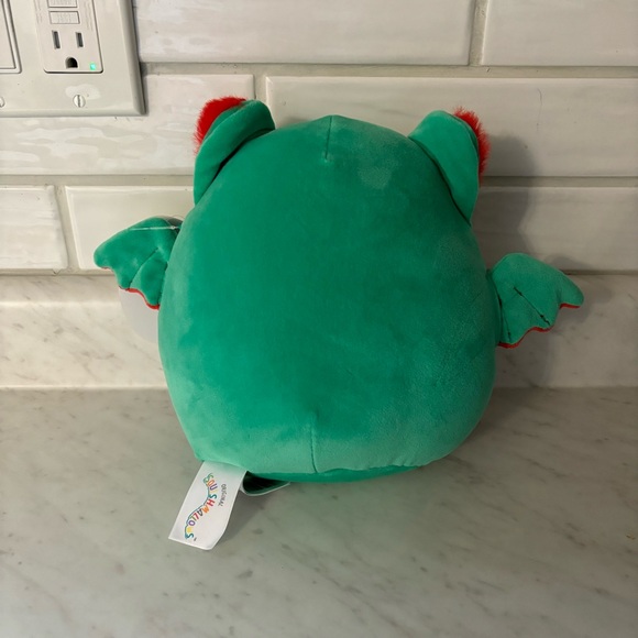 Ricardo the Peppermint Bat Squishmallow - Picture 2 of 3